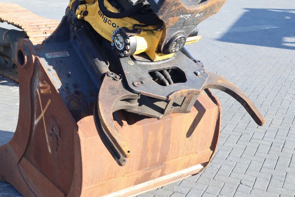 Liebherr R924 LC | ROTOTILT + GRIPPER | 2X BUCKET