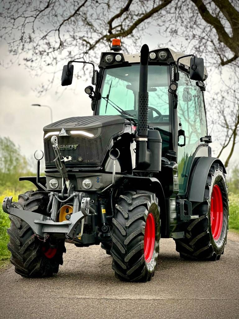Fendt 211V Vario Gen3 Profi Smalspoor/Fruitteelttractor