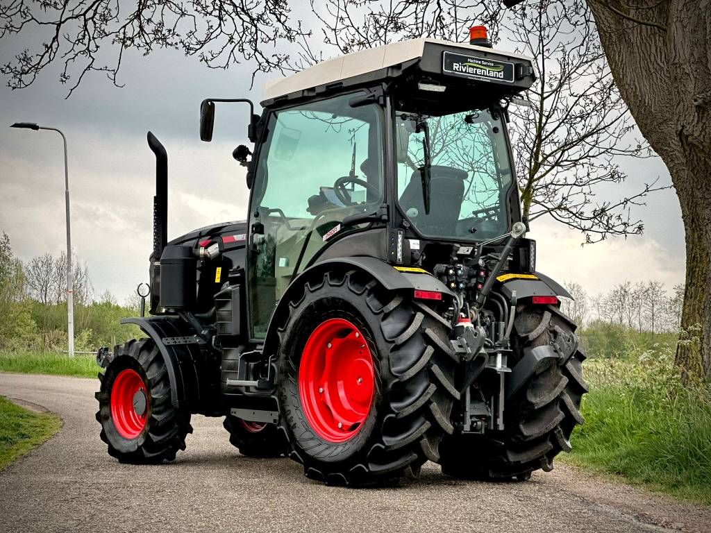 Fendt 211V Vario Gen3 Profi Smalspoor/Fruitteelttractor