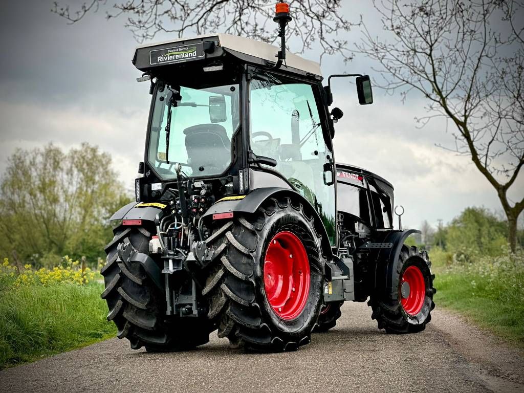 Fendt 211V Vario Gen3 Profi Smalspoor/Fruitteelttractor
