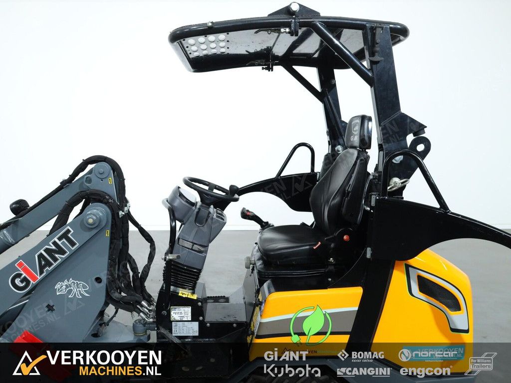 2020 Giant G2200E VV1135