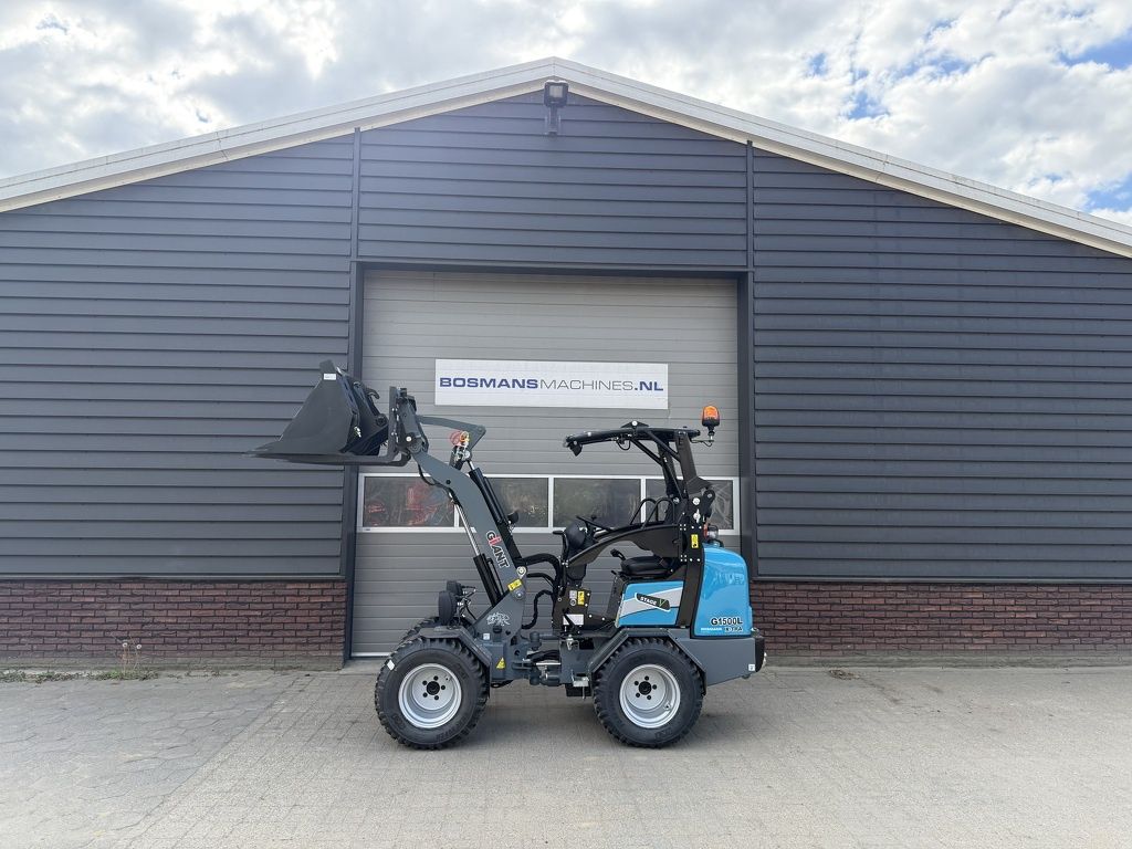 Giant G1500 L X-TRA minishovel / kniklader NIEUW miami blue