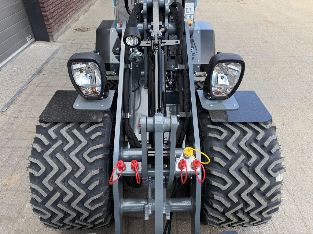 Giant G1500 L X-TRA minishovel / kniklader NIEUW miami blue