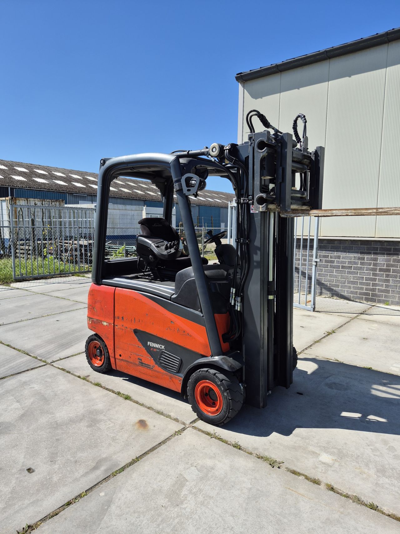 Linde E18PH-02 triplex sideshift vorkversteller bj 2018