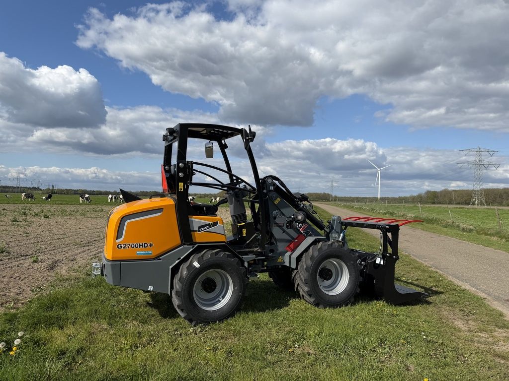 Giant G2700 HD+ minishovel / kniklader NIEUW