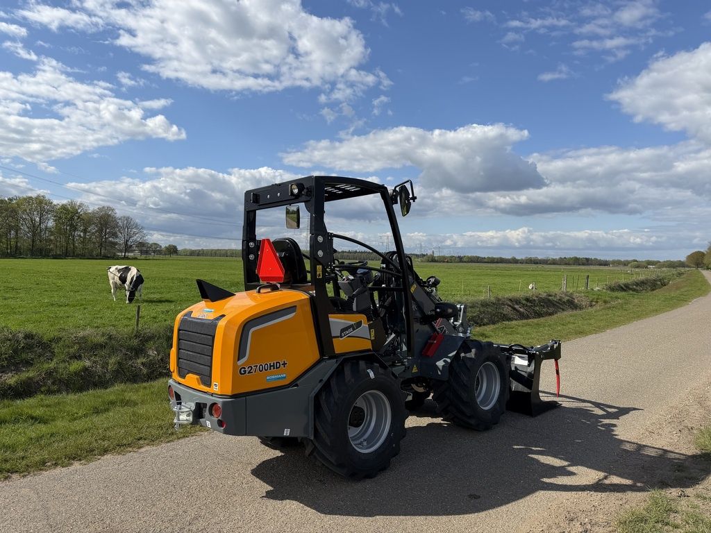Giant G2700 HD+ minishovel / kniklader NIEUW
