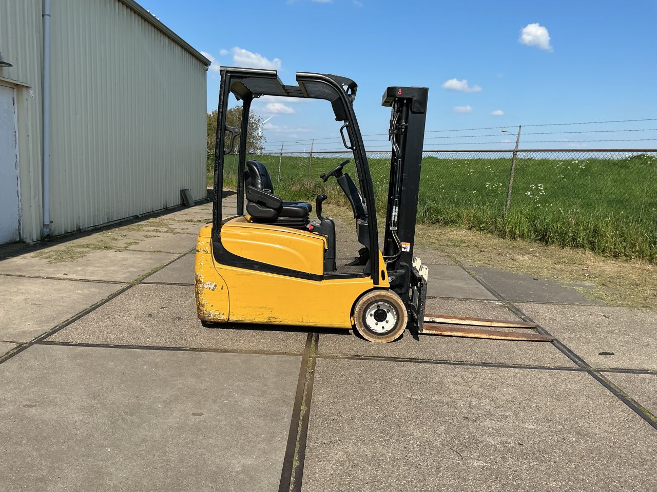 Te koop yale heftruck 2.0 ton Elektrisch. 2018