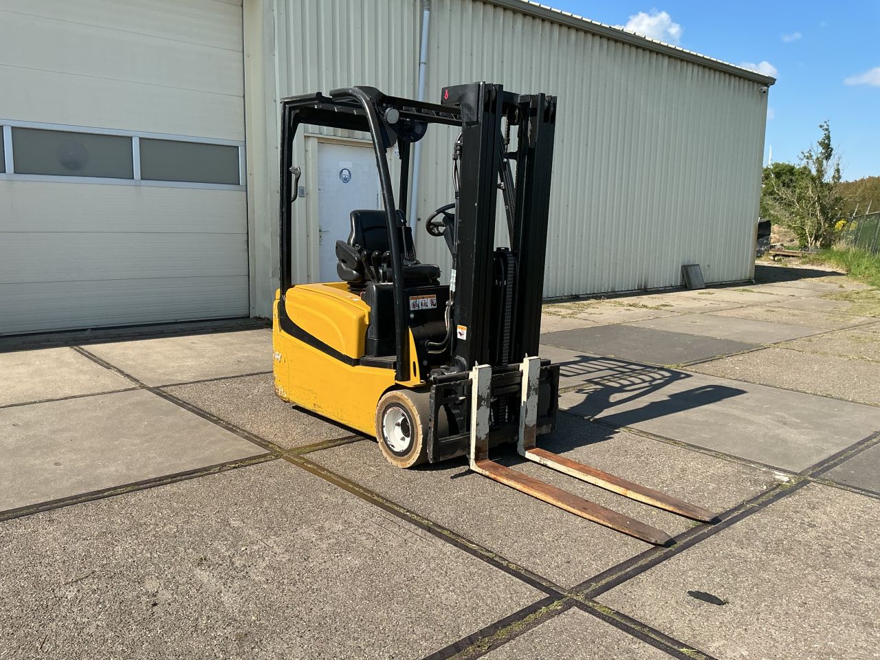 Te koop yale heftruck 2.0 ton Elektrisch. 2018