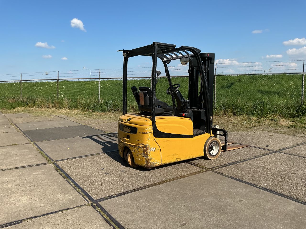 Te koop yale heftruck 2.0 ton Elektrisch. 2018