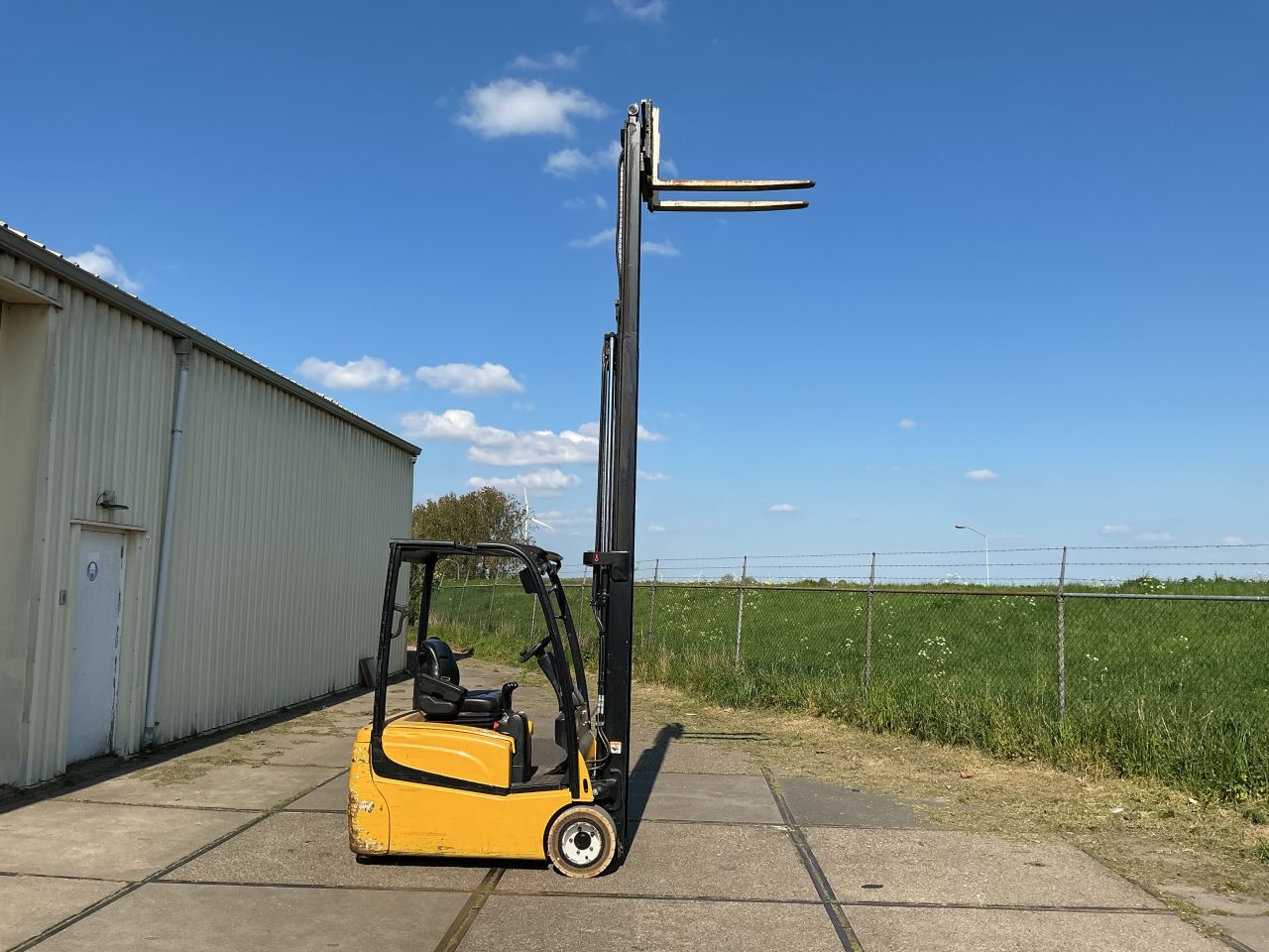 Te koop yale heftruck 2.0 ton Elektrisch. 2018