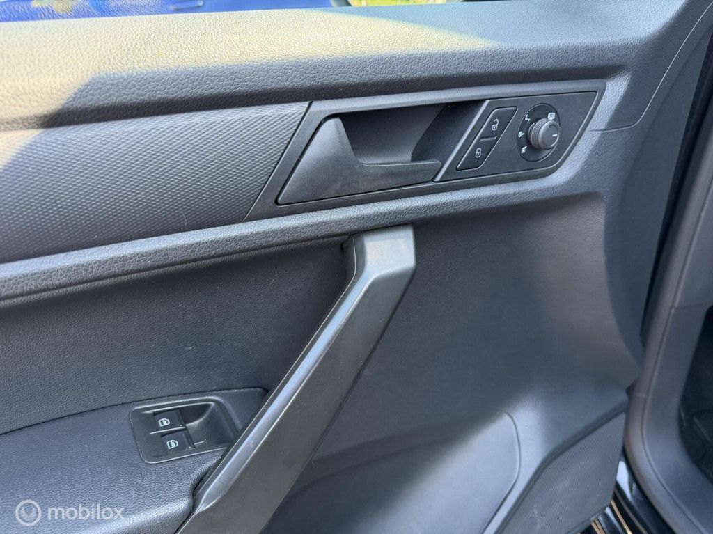 Volkswagen Caddy 1.0 TSI 102 PK 02-2020 76.000 km Airco