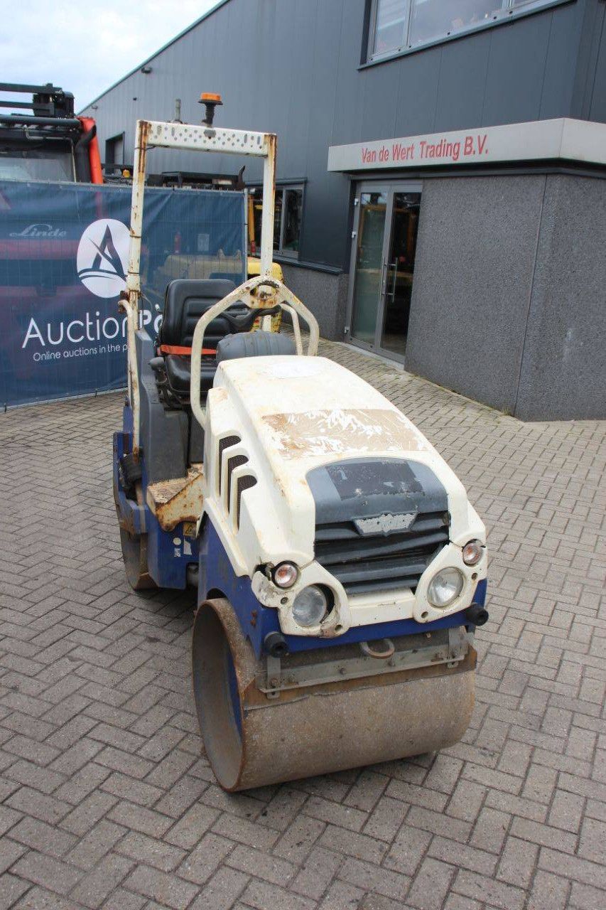 Tandem roller Hamm HD8VV Diesel 14.8kW 2014