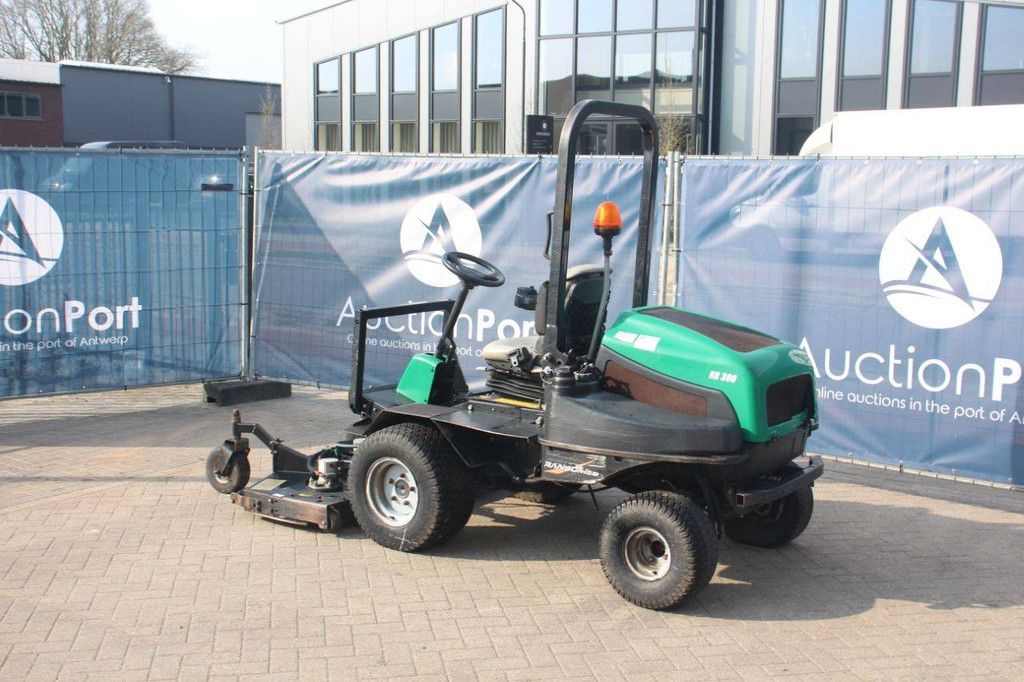 Aufsitzmäher Ransomes HR300 Diesel 24,5 kW 2015