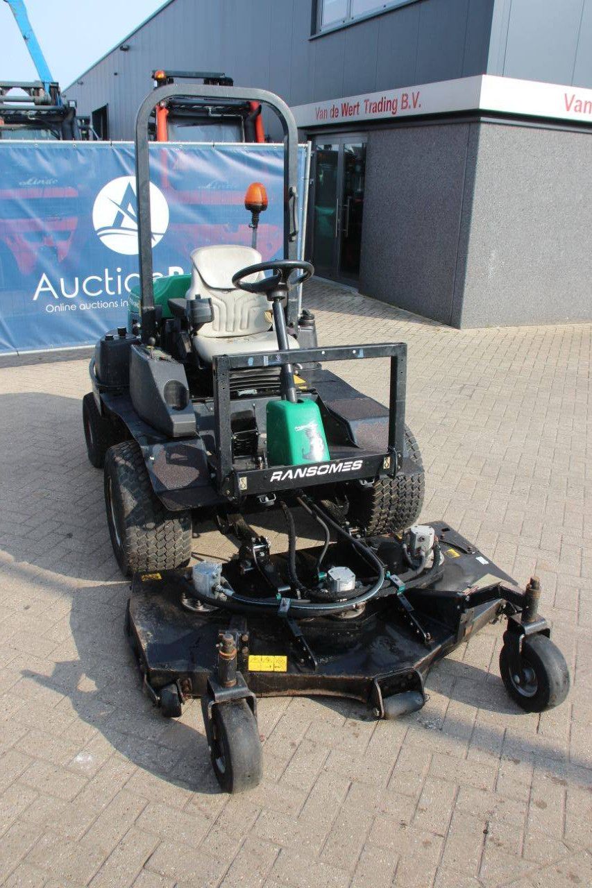 Aufsitzmäher Ransomes HR300 Diesel 24,5 kW 2015