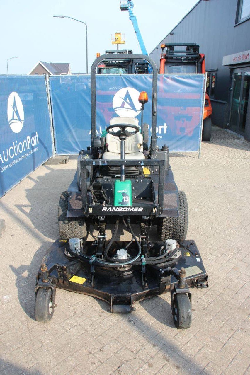 Aufsitzmäher Ransomes HR300 Diesel 24,5 kW 2015