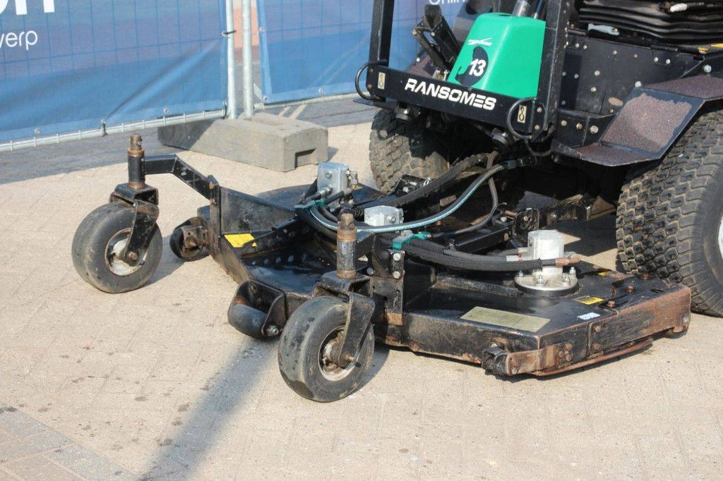 Aufsitzmäher Ransomes HR300 Diesel 24,5 kW 2015