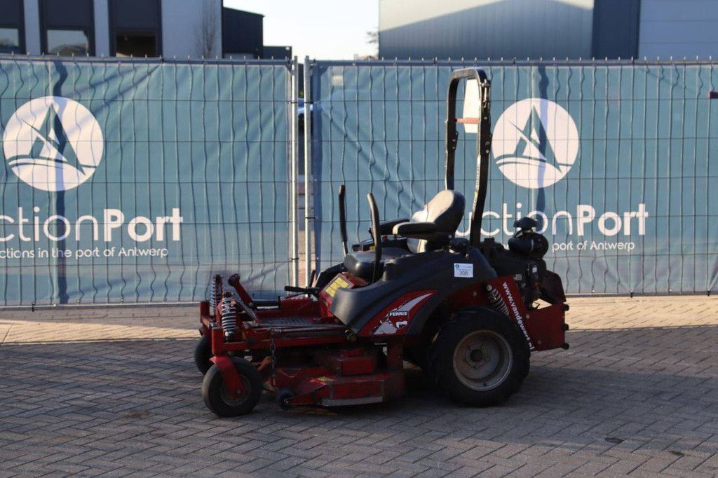 Zitmaaier Ferris Zeroturn IS2100z Benzine 2018