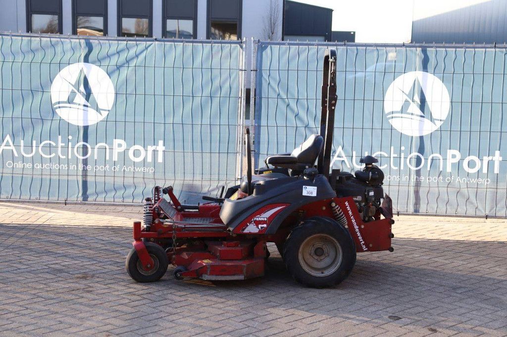 Zitmaaier Ferris Zeroturn IS2100z Benzine 2018