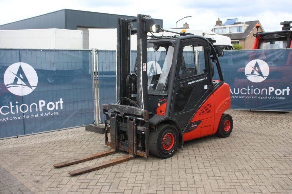 Heftruck Linde H35D-02 Diesel 3500kg 4.9m 2018