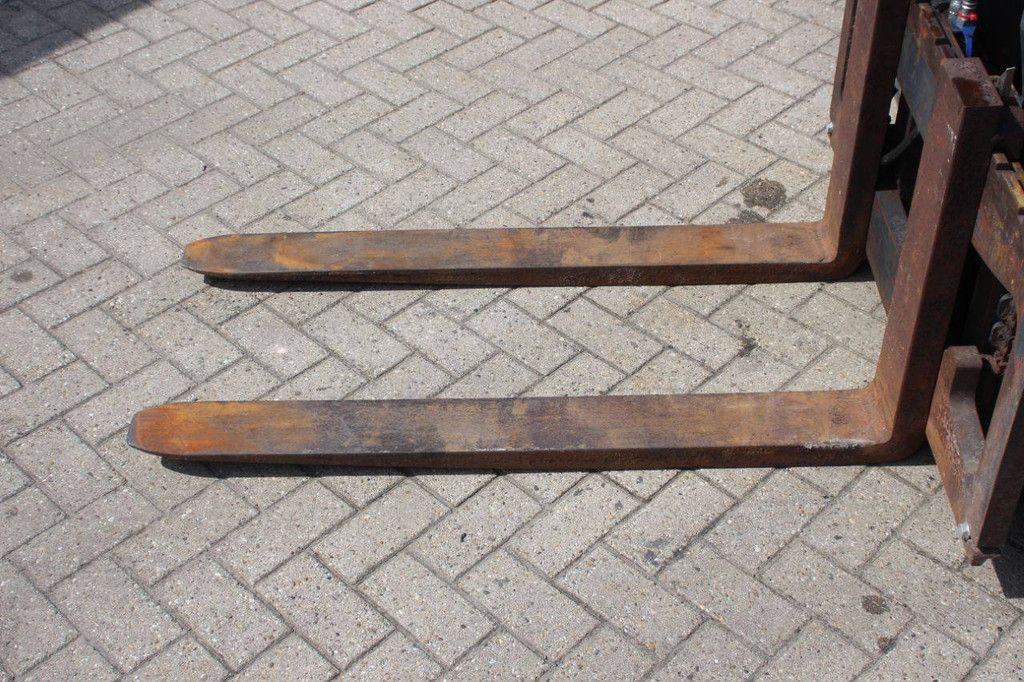 Linde H30D Diesel-Gabelstapler 3000 kg 5,2 m 2003