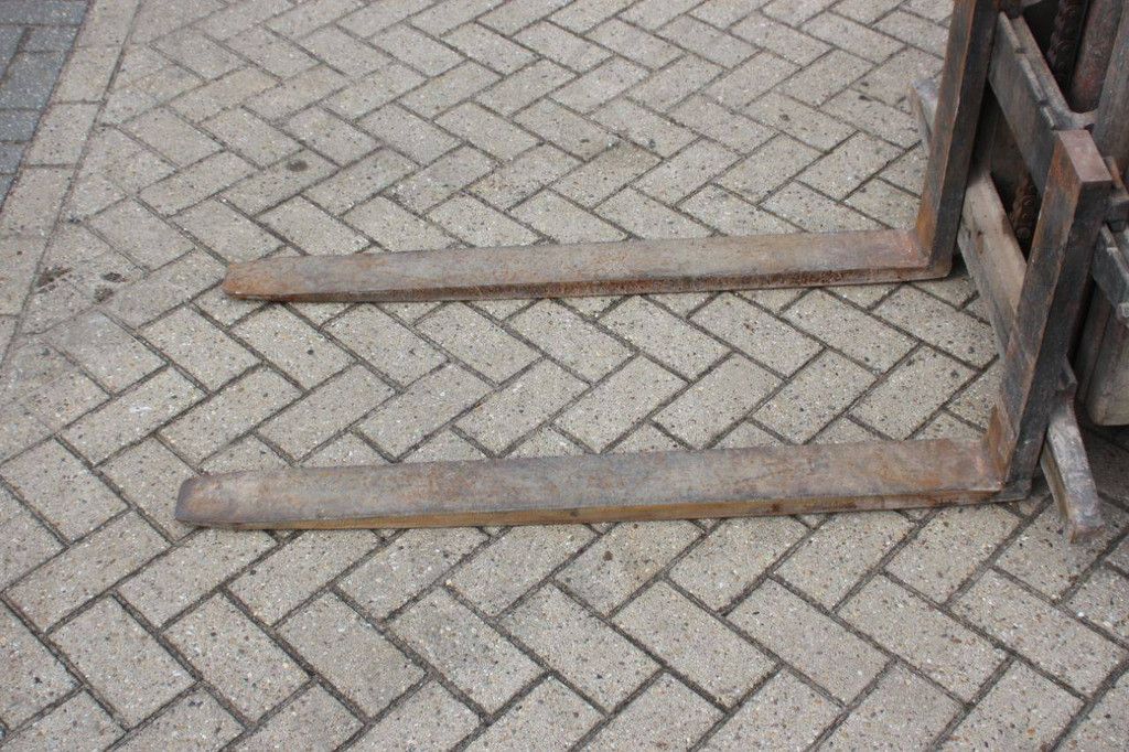 Gabelstapler Hyster H2.50XL Diesel 2460 kg 4,3 m 1989