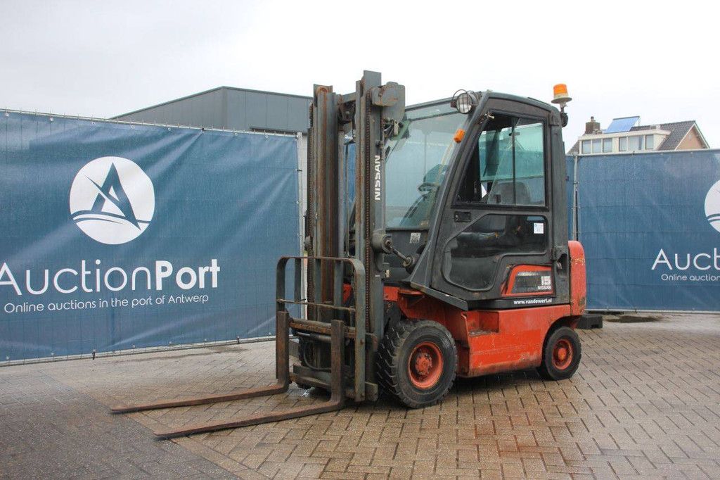 Gabelstapler Nissan FDGTA150 Diesel 1500kg 3,3m 2000