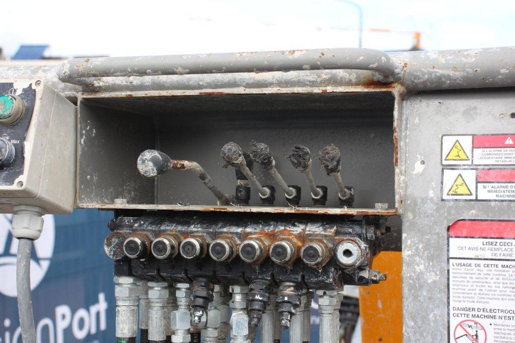 Gelenkteleskoparbeitsbühne HR12NDE Elektro+Diesel 12 m 2016