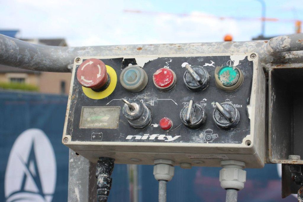 Gelenkteleskoparbeitsbühne HR12NDE Elektro+Diesel 12 m 2016