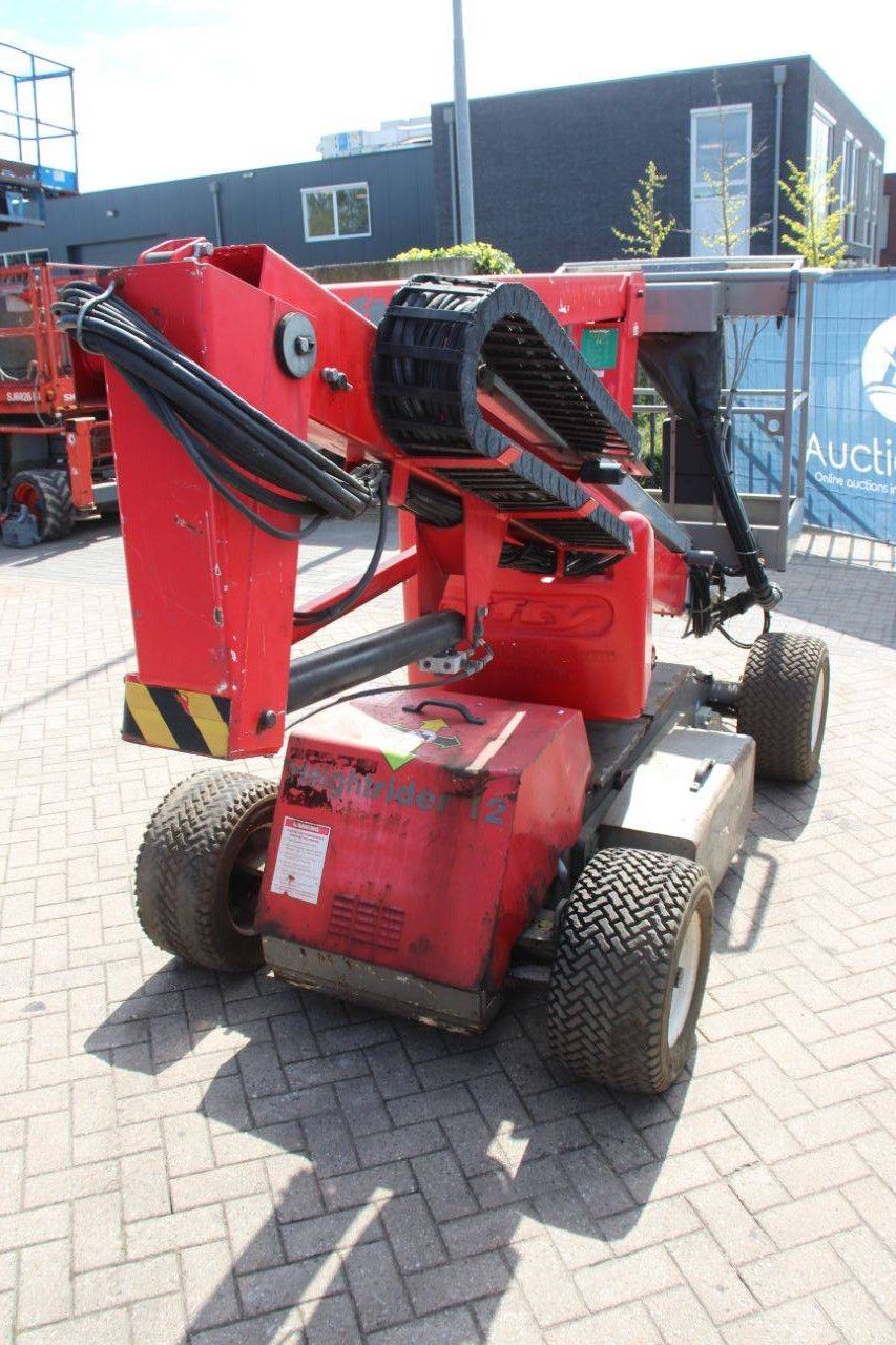Knikarmhoogwerker Nifty HR12NDE Elektrisch+Diesel 12m 2015