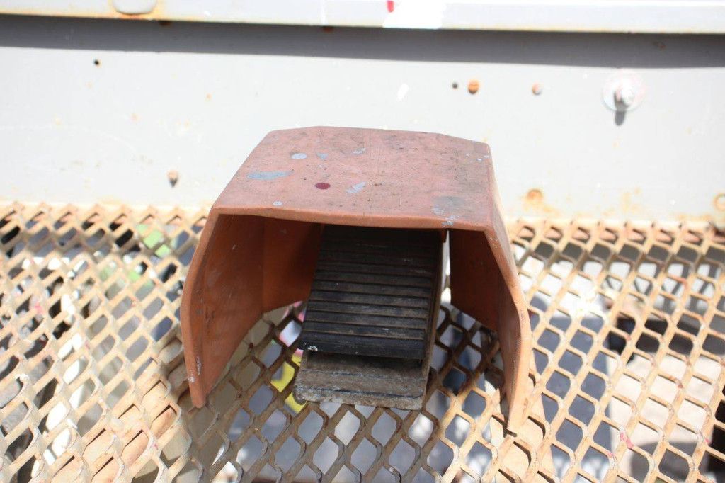 Knikarmhoogwerker Nifty HR12NDE Elektrisch+Diesel 12m 2015