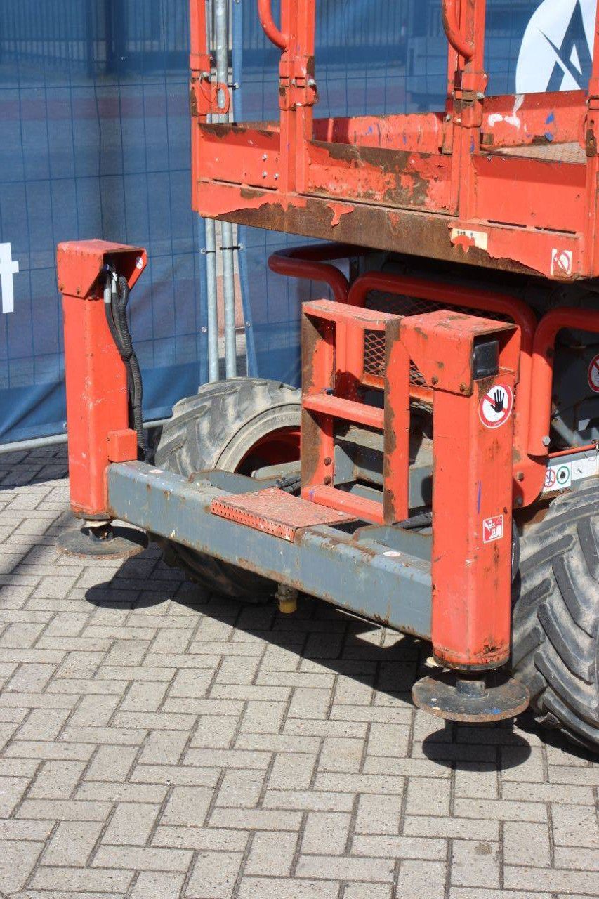Schaarhoogwerker SkyJack SJ6826RT Diesel 10m 2018