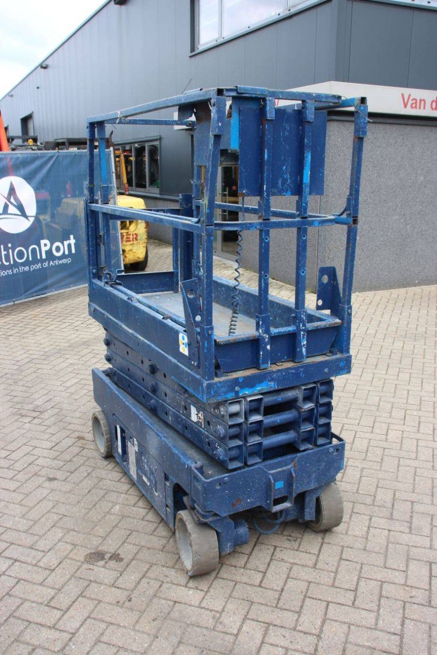 Scissor Lift Genie GS-1932 Electric 7.8m 2007