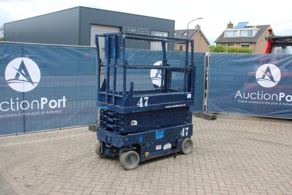 Scissor Lift Genie GS-1932 Electric 7.8m 2007
