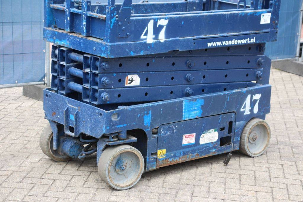 Scissor Lift Genie GS-1932 Electric 7.8m 2007