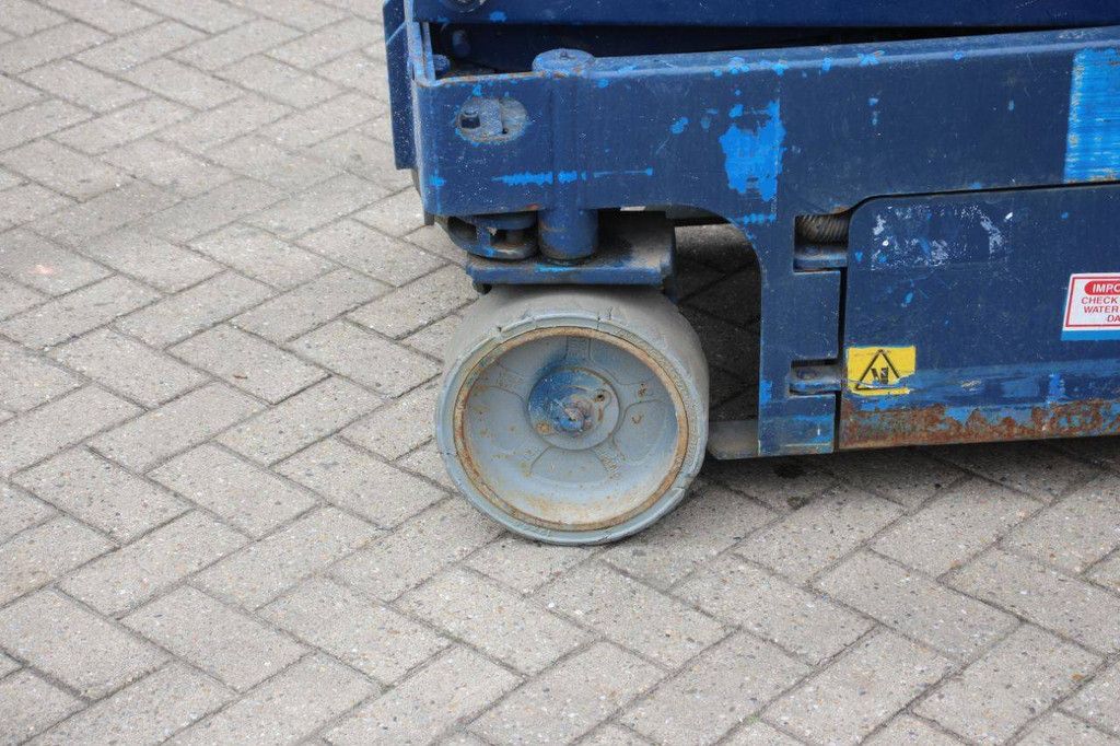 Scissor Lift Genie GS-1932 Electric 7.8m 2007