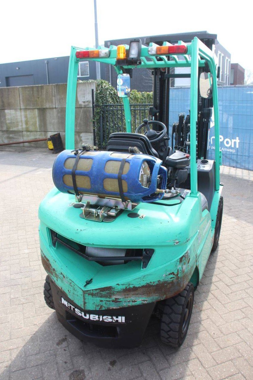 Heftruck Mitsubishi FG25N LPG 2500kg 5.5m 2013
