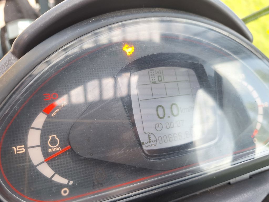 Giant G2700HD+ xtra CAB