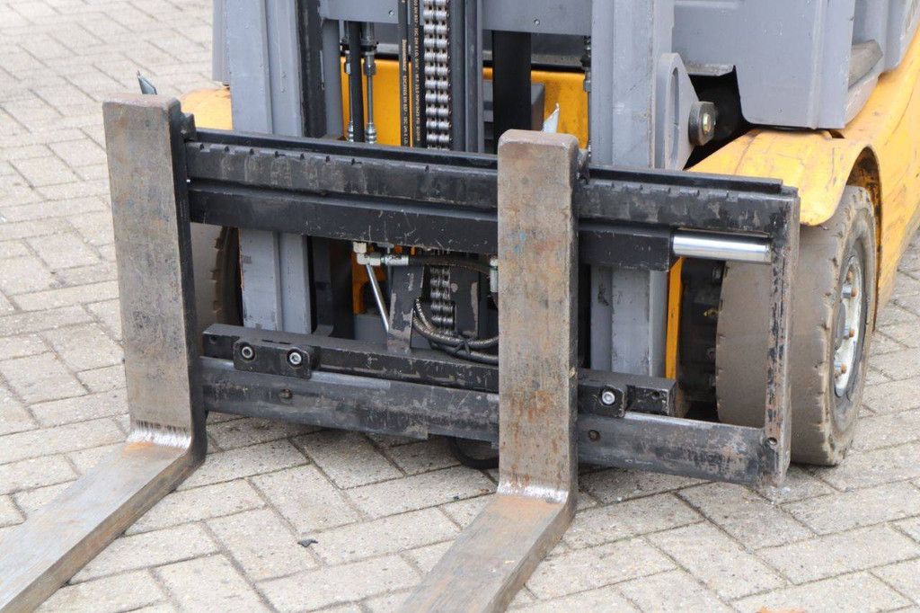 Heftruck Jungheinrich EFG216k Elektrisch 1600kg 3.3m 2016