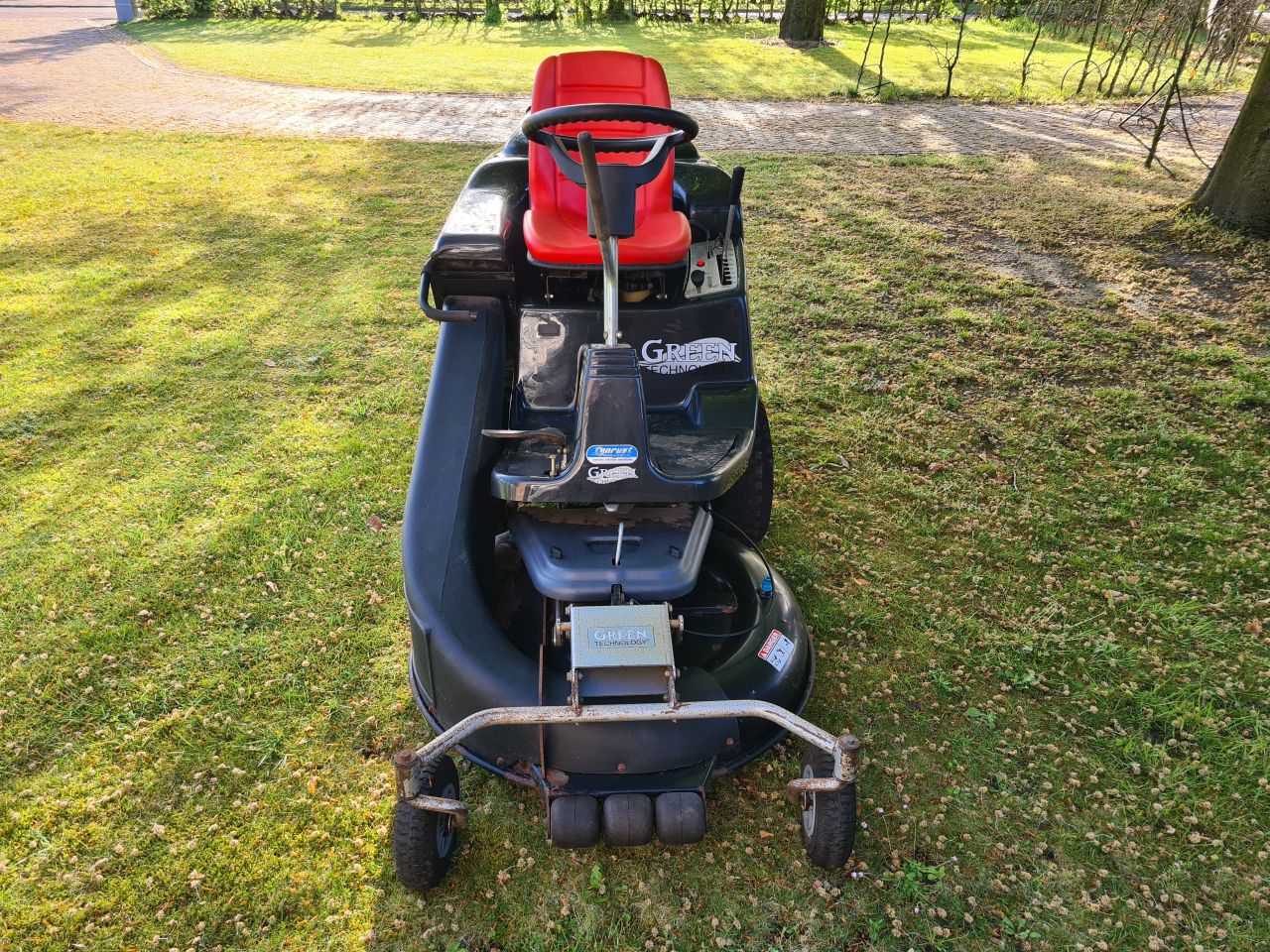 GTM frontmaaier met opvangbak hydrostaat.