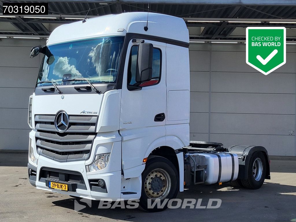 Mercedes Actros Actros 1842 4X2 NL-Truck StreamSpace 2xTanks