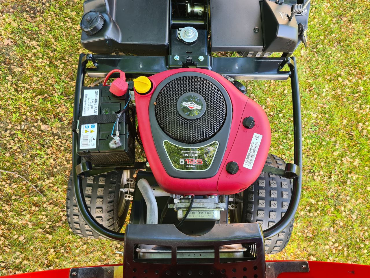 Jonsered Husqvarna FR 2213 MA frontmaaier hydrostaat.