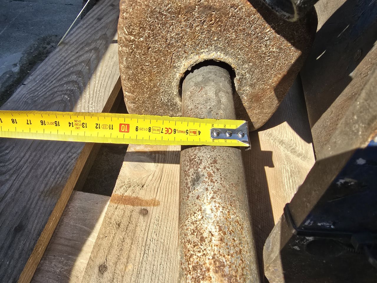 2x Hydraulische sloophamer 2,5 tot 10 ton