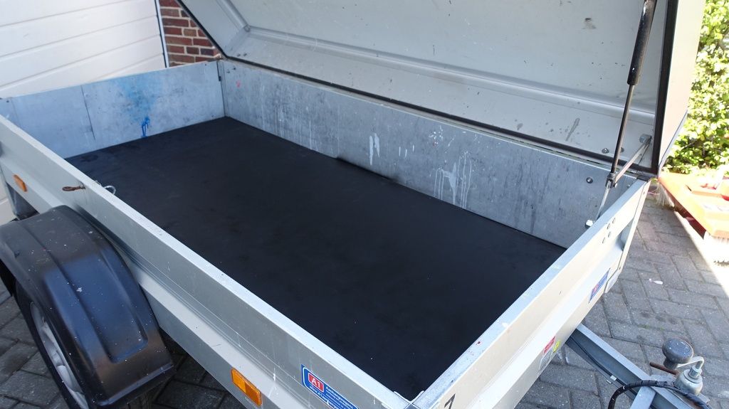 Humbaur Gesloten/bagage aanhangwagen