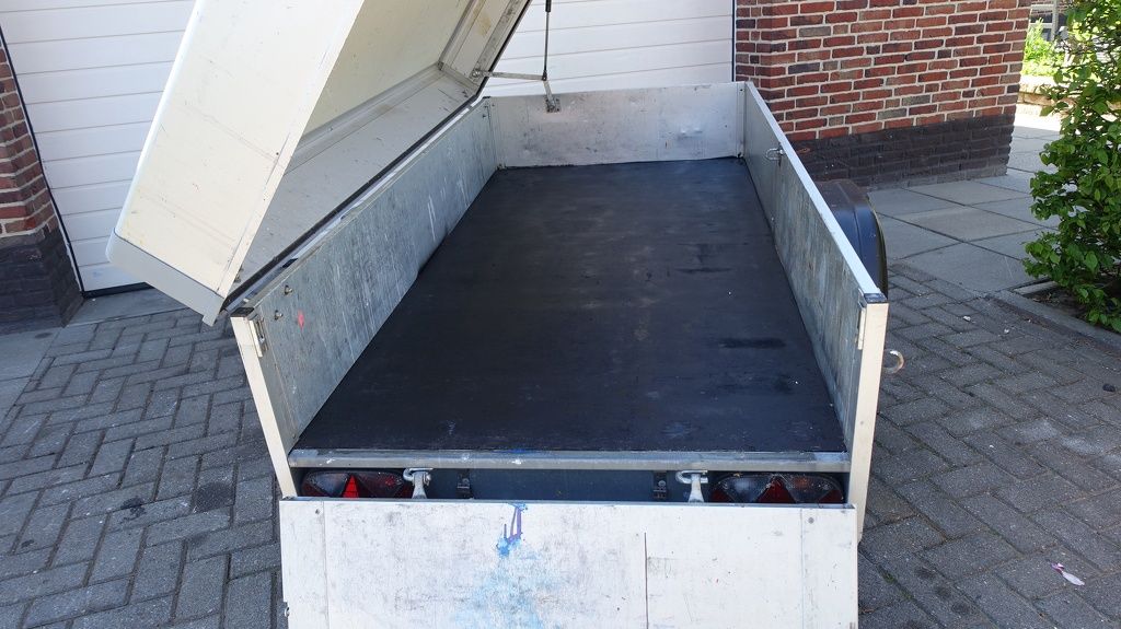 Humbaur Gesloten/bagage aanhangwagen