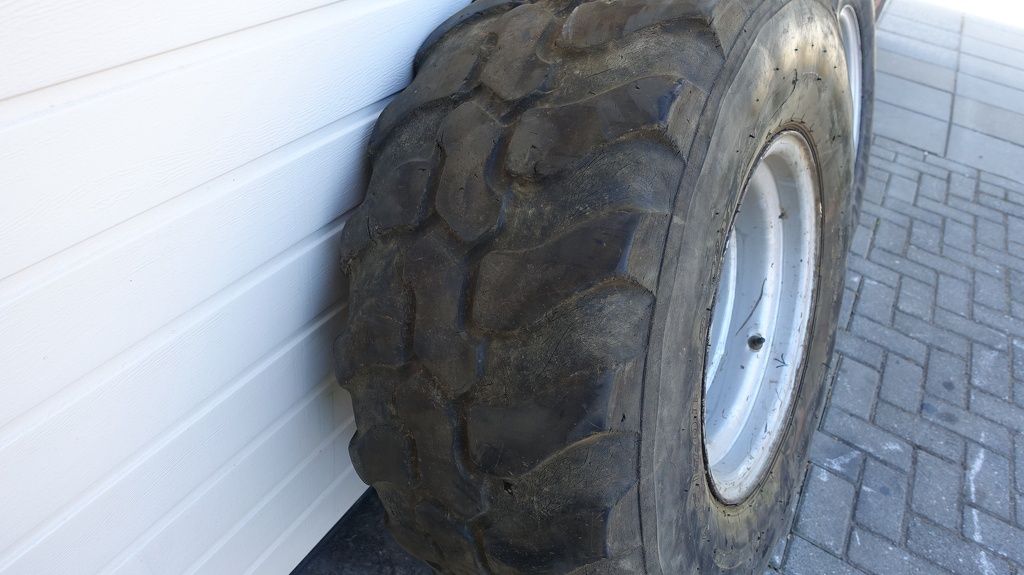 Dunlop Dunlop en Aliance shovel banden