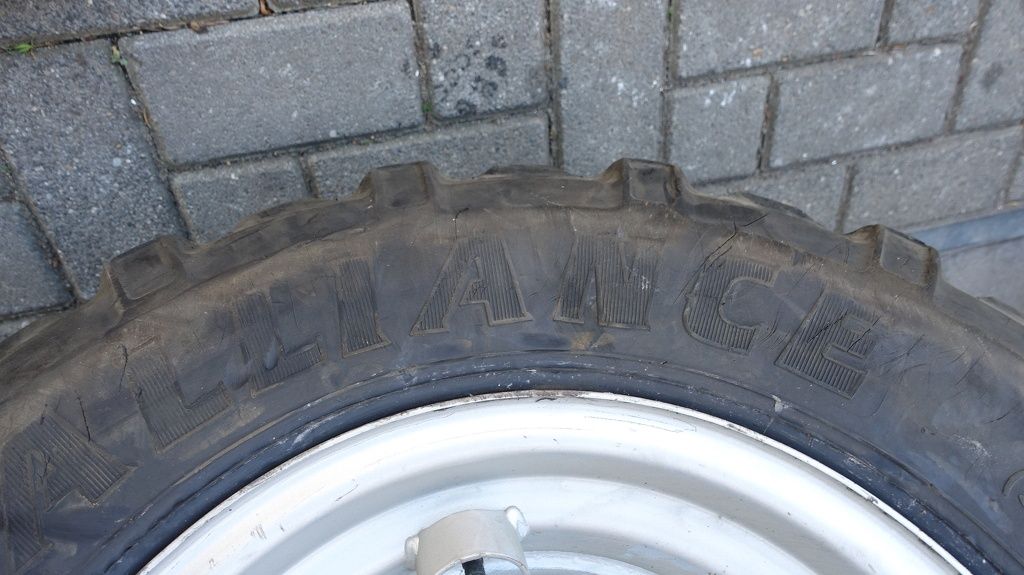 Dunlop Dunlop en Aliance shovel banden