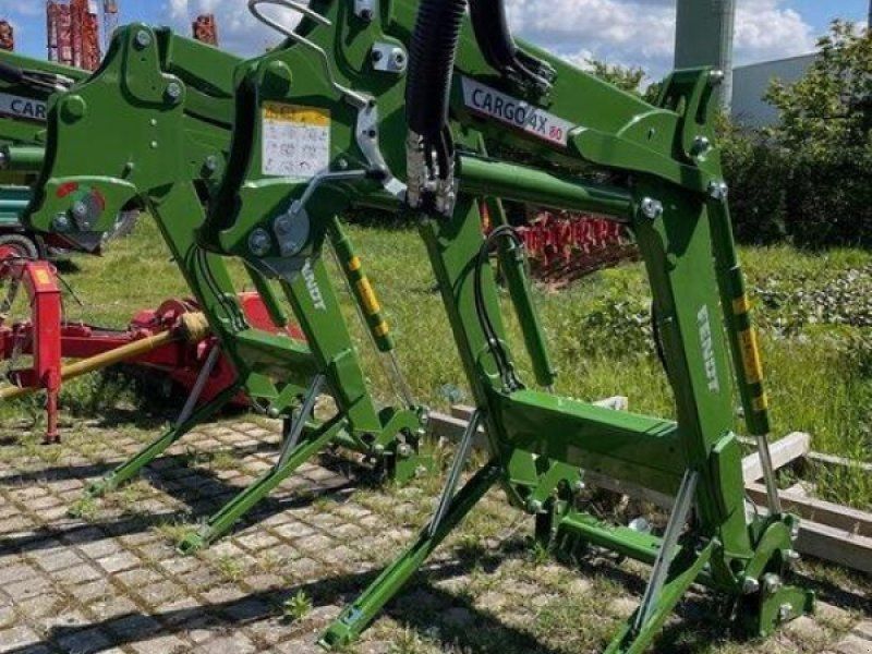 Fendt Cargo 4X80