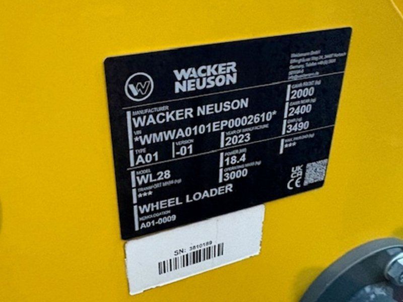 Wacker Neuson WL28 LUKKET KABINE, SKOVL OG GAFLER, HYDRAULISK SKIFT