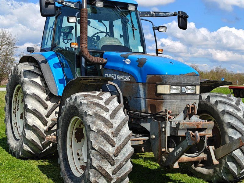 New Holland TM 150