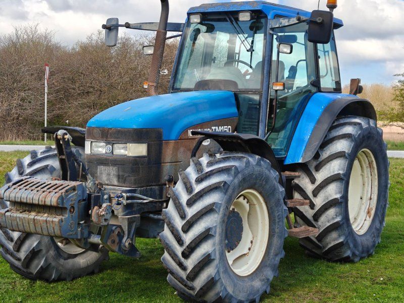 New Holland TM150